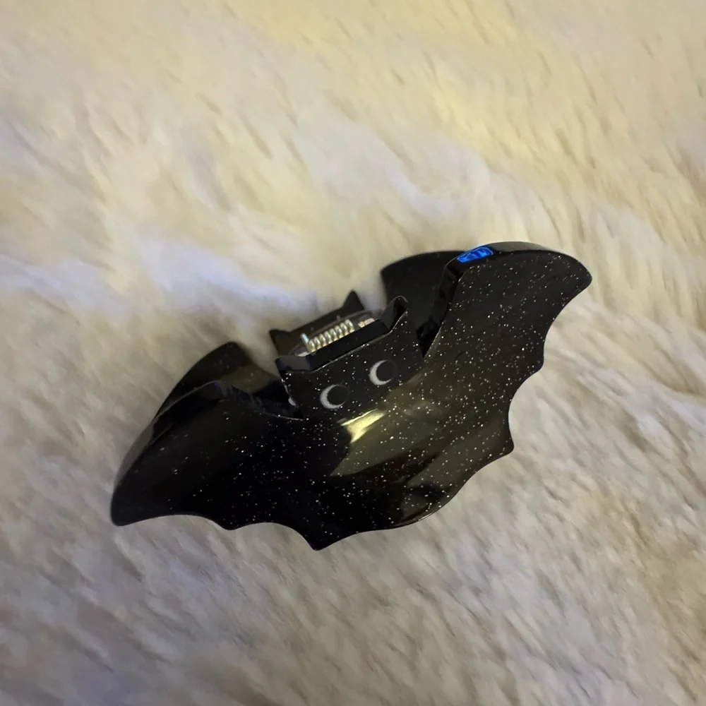 Mini Hair Clip, Black Bat